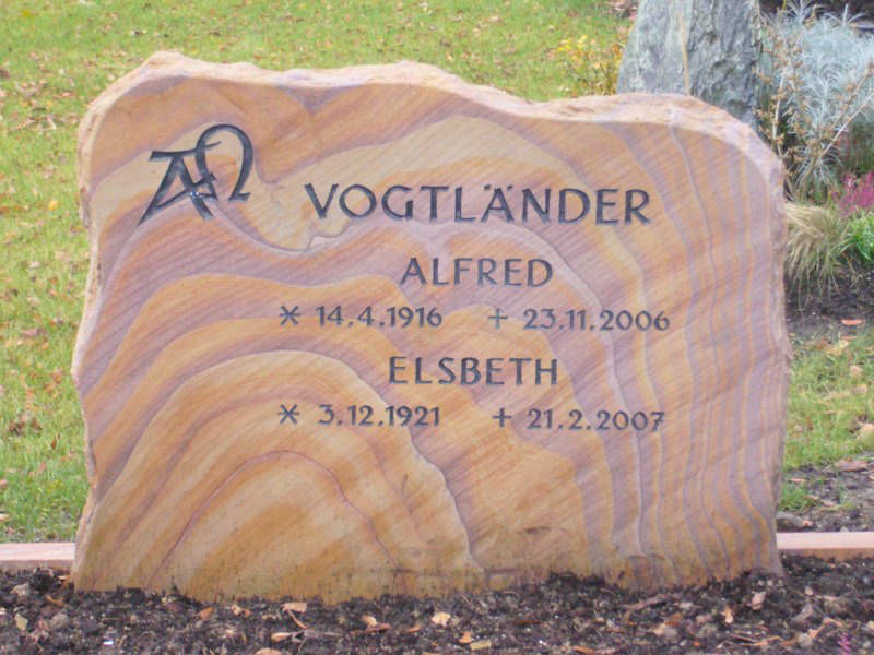 Grabstein, Grabmal, Steinmetz Wuppertal